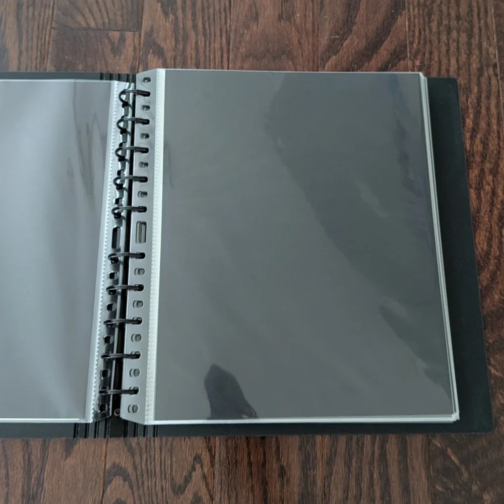 Itoya Art Profolio Multi-Ring Binder 8.5x11 Black Photo Portfolio Poly Glass Pgs